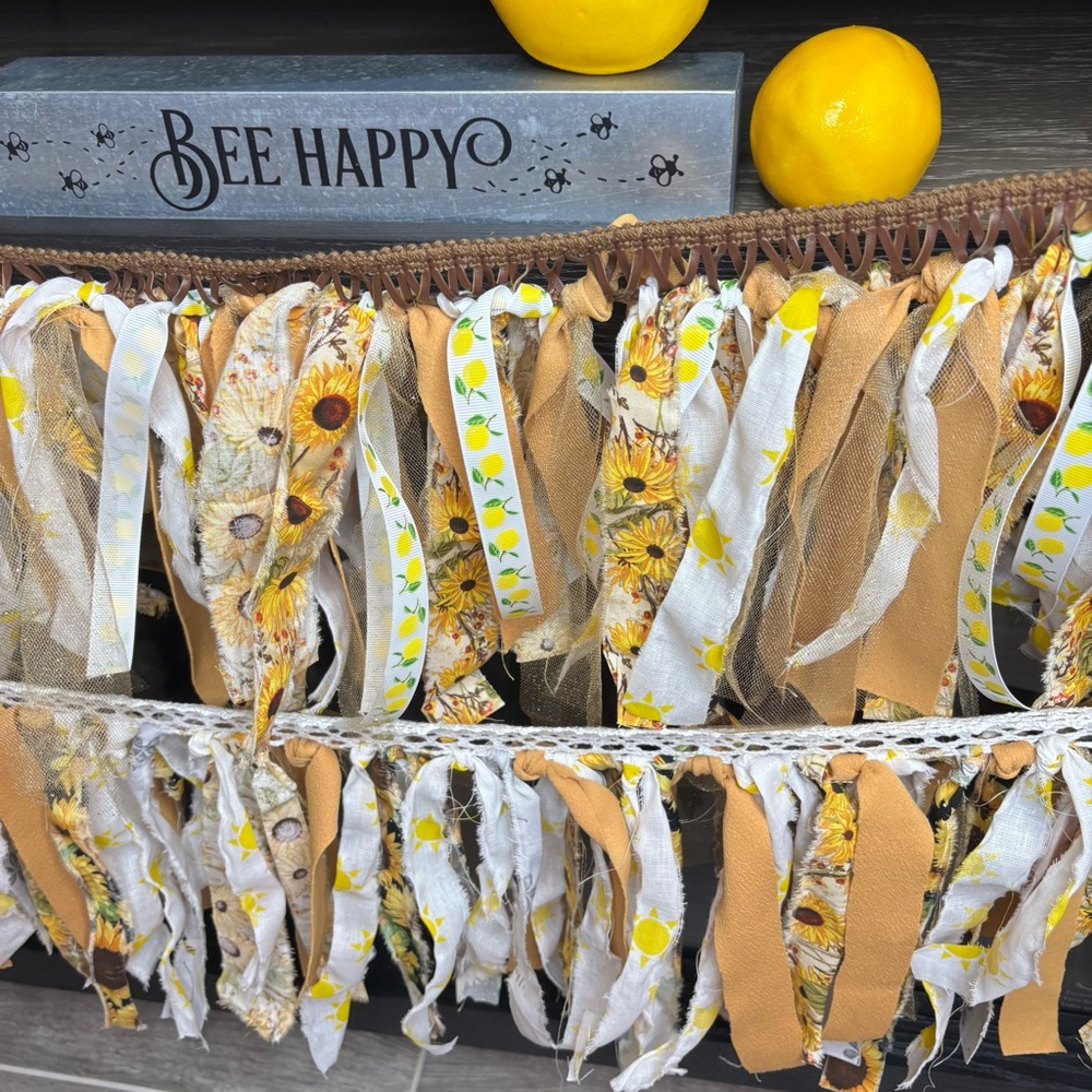 NWT Summer Boho Fabric Garland - Picture 8 of 11